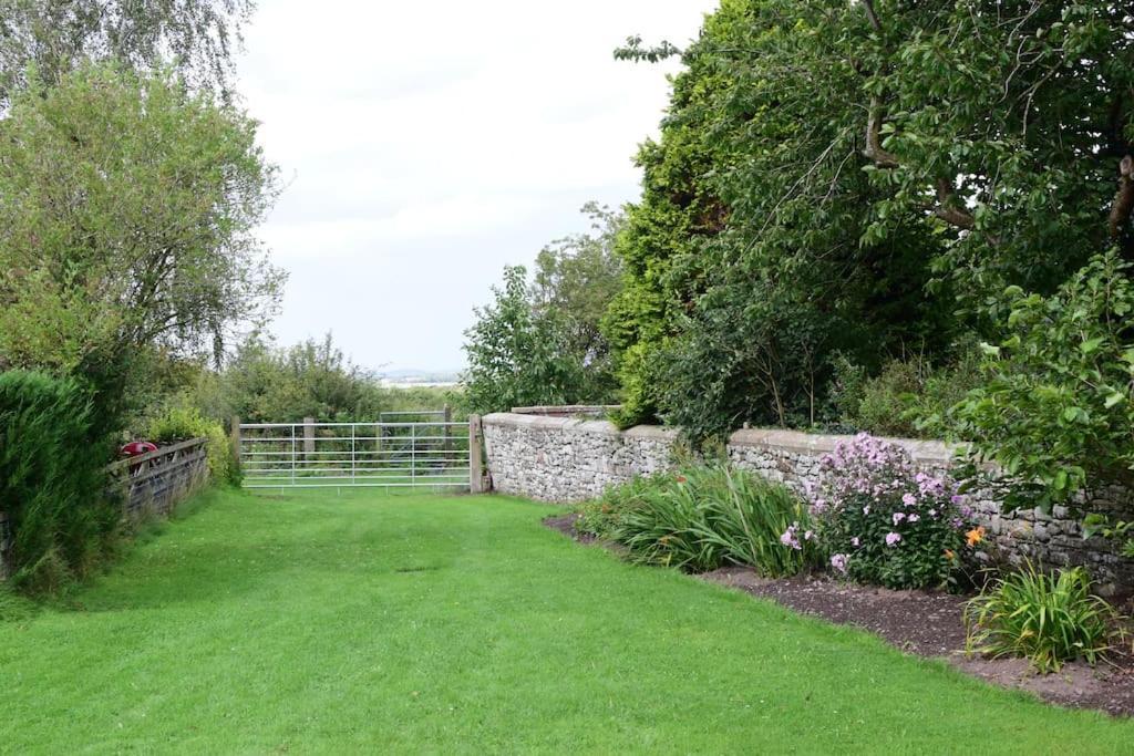 Church House Barn Lake District & Solway Coast With Solway Firth Views 锡勒斯 外观 照片