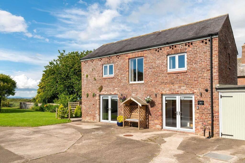 Church House Barn Lake District & Solway Coast With Solway Firth Views 锡勒斯 外观 照片