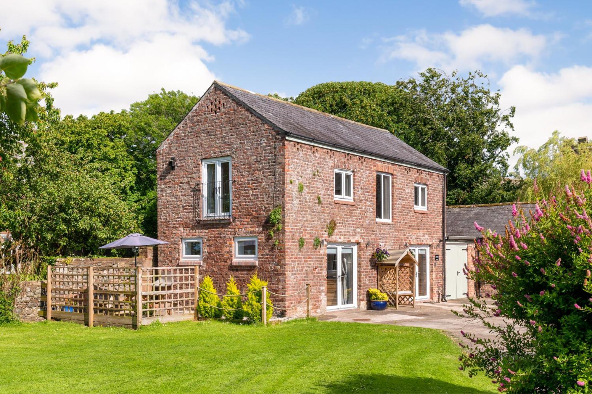 Church House Barn Lake District & Solway Coast With Solway Firth Views 锡勒斯 外观 照片