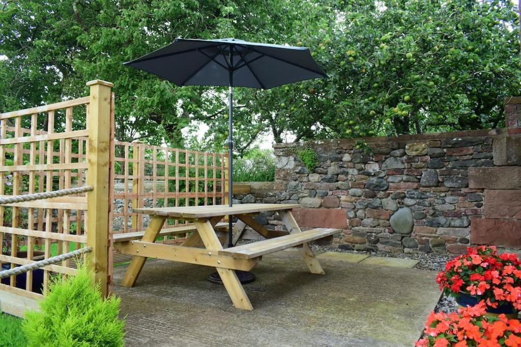 Church House Barn Lake District & Solway Coast With Solway Firth Views 锡勒斯 外观 照片